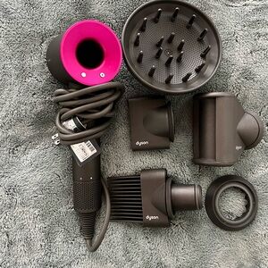 Dyson Supersonic Fuchsia Hair Dryer